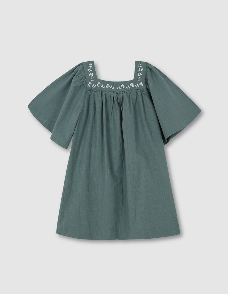 Vestido verde com bordados a contrastar