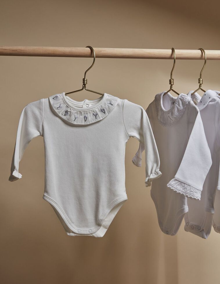 Body Gola Bordado  Branco Sujo