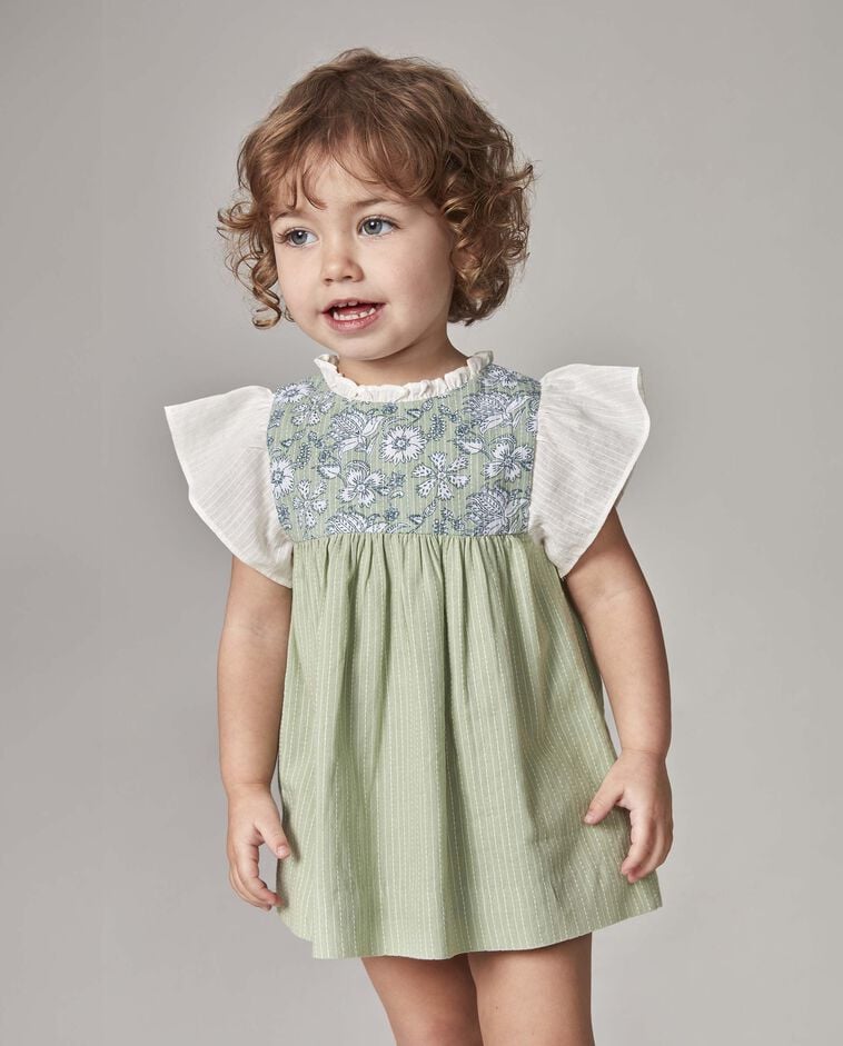 Kleid mit Passe und Aufdruck in Gr&uuml;n
