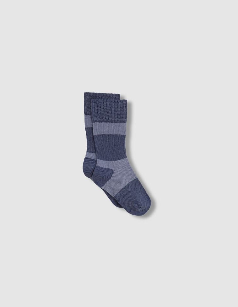 Grün gestreifte Socken
