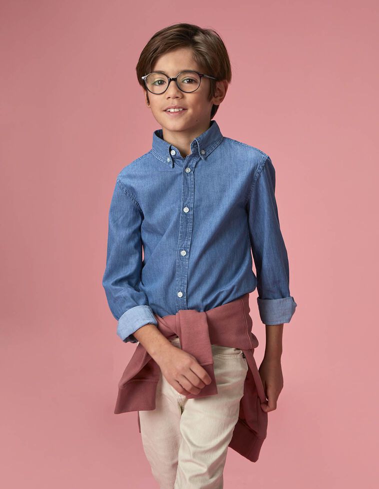 Chemise en jean col classique avec patte de boutonnage bleu clair