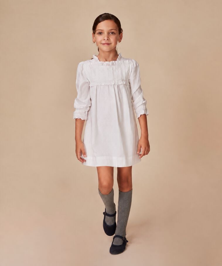 Vestido branco com rendas menina