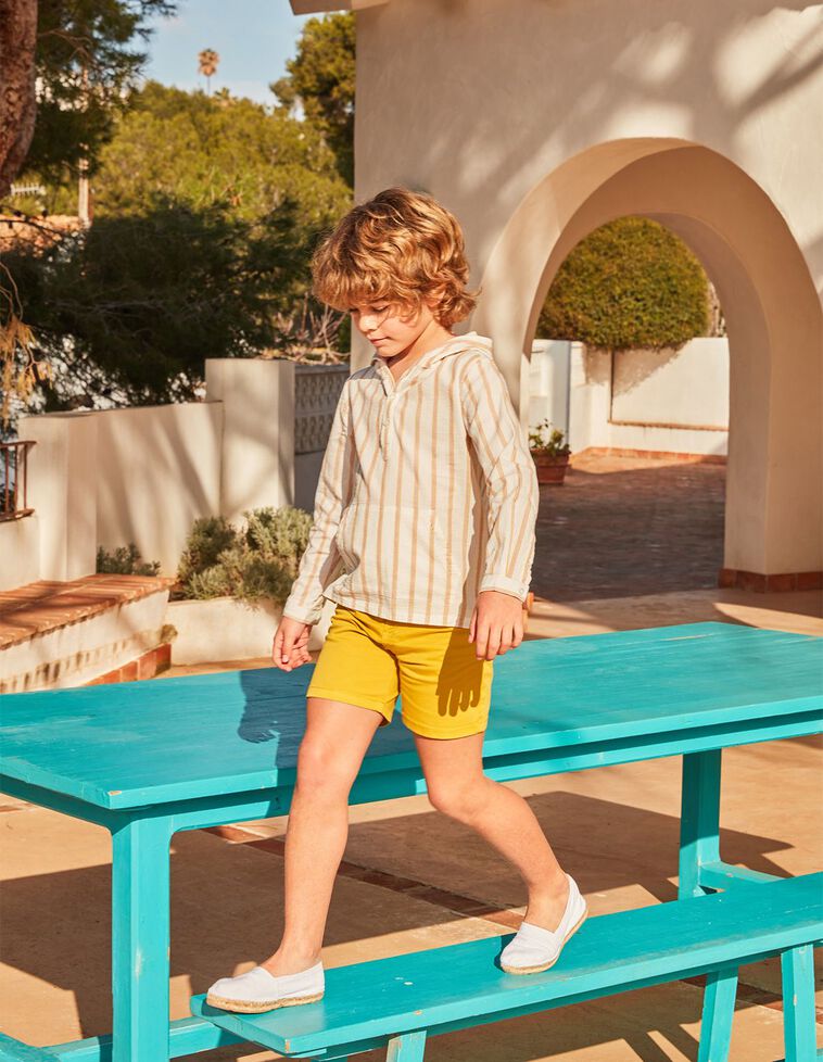 Bermuda chino color senape