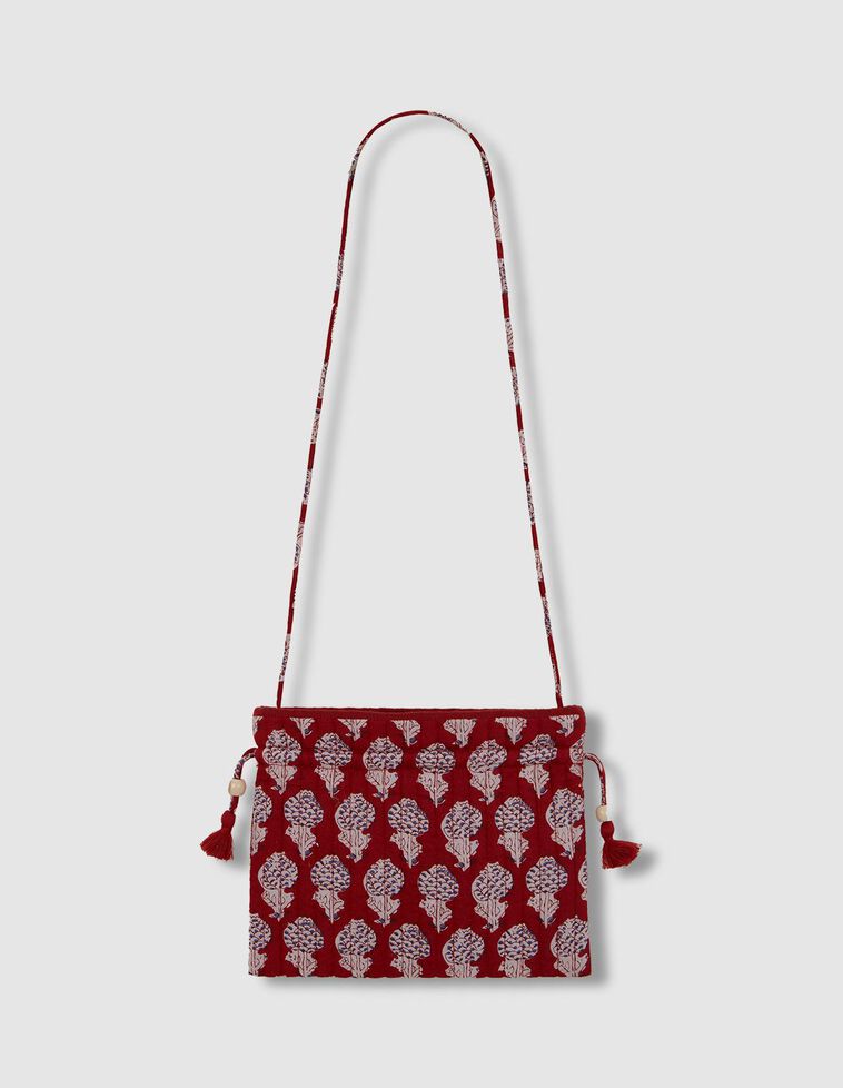 Rote Tasche mit indischem Druckmotiv