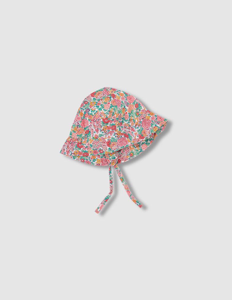 Gorro estampado com flor de Liberty 