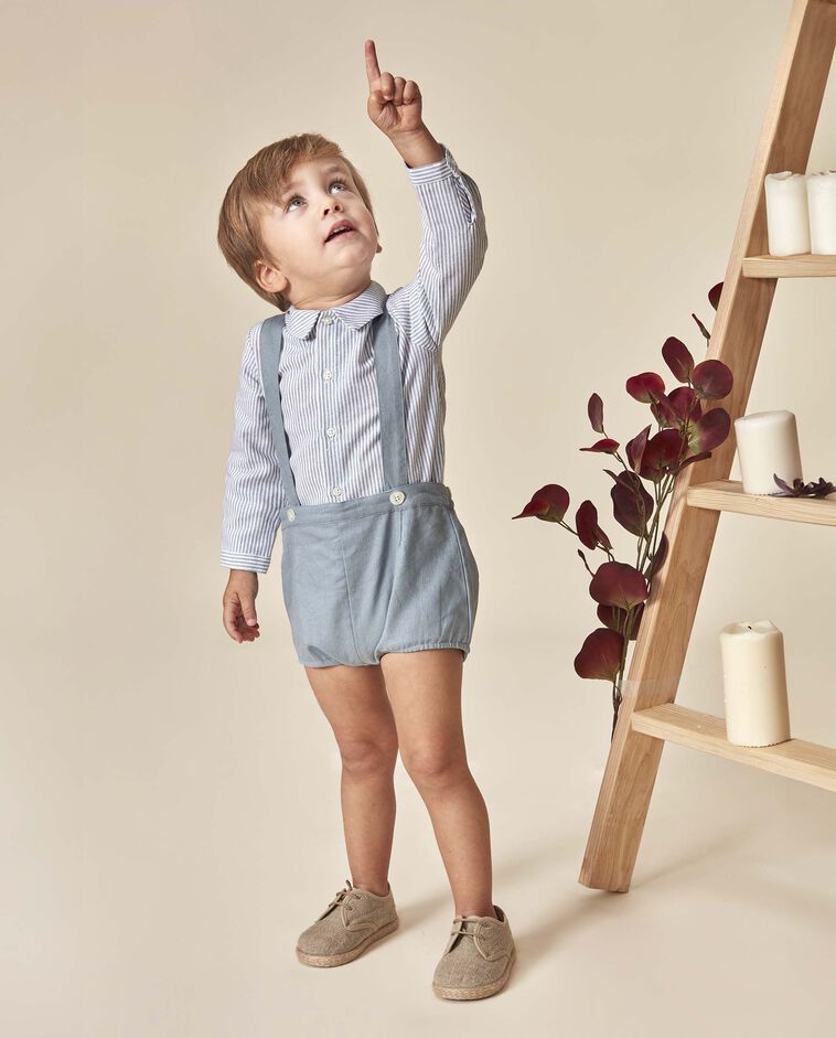 Leinen-Shorts mit Tr&auml;gern in Grau