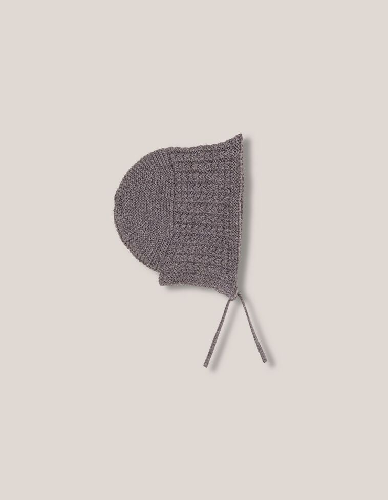 Capote en maille bobo avec laine et motifs en huit gris