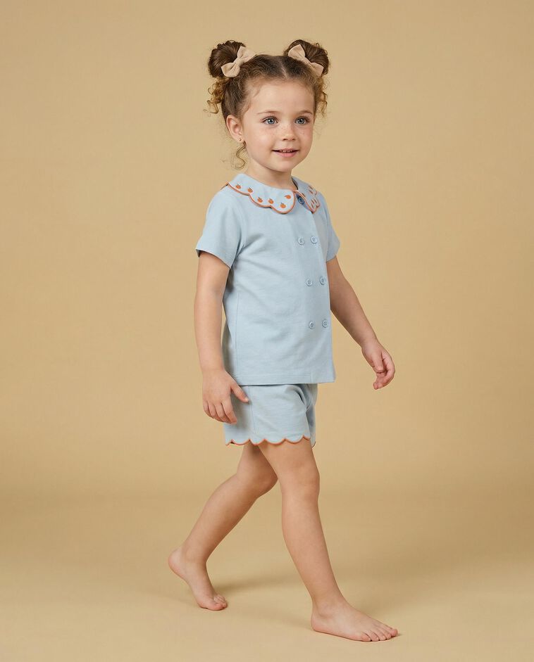 Pijama laranjas azul claro