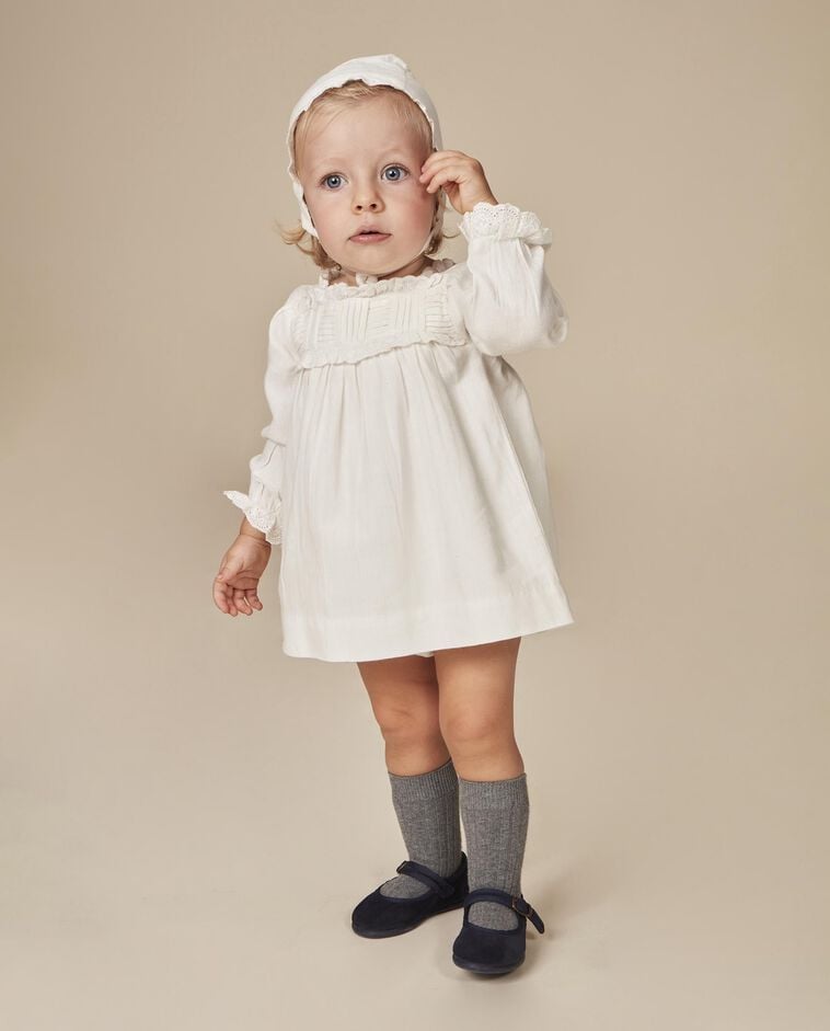 Wei&szlig;es Set mit Haube Baby
