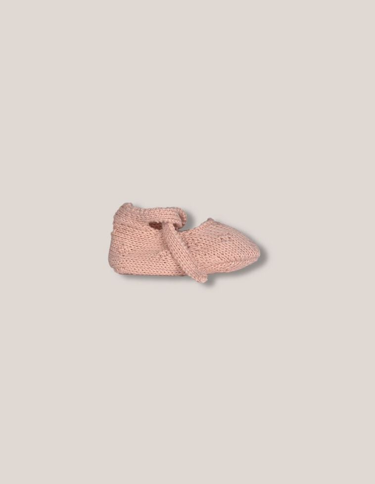 Chausson ajouré rose