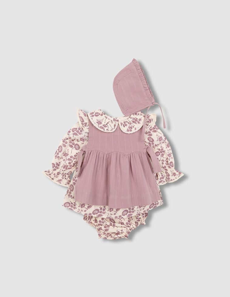Ensemble avec tablier violet