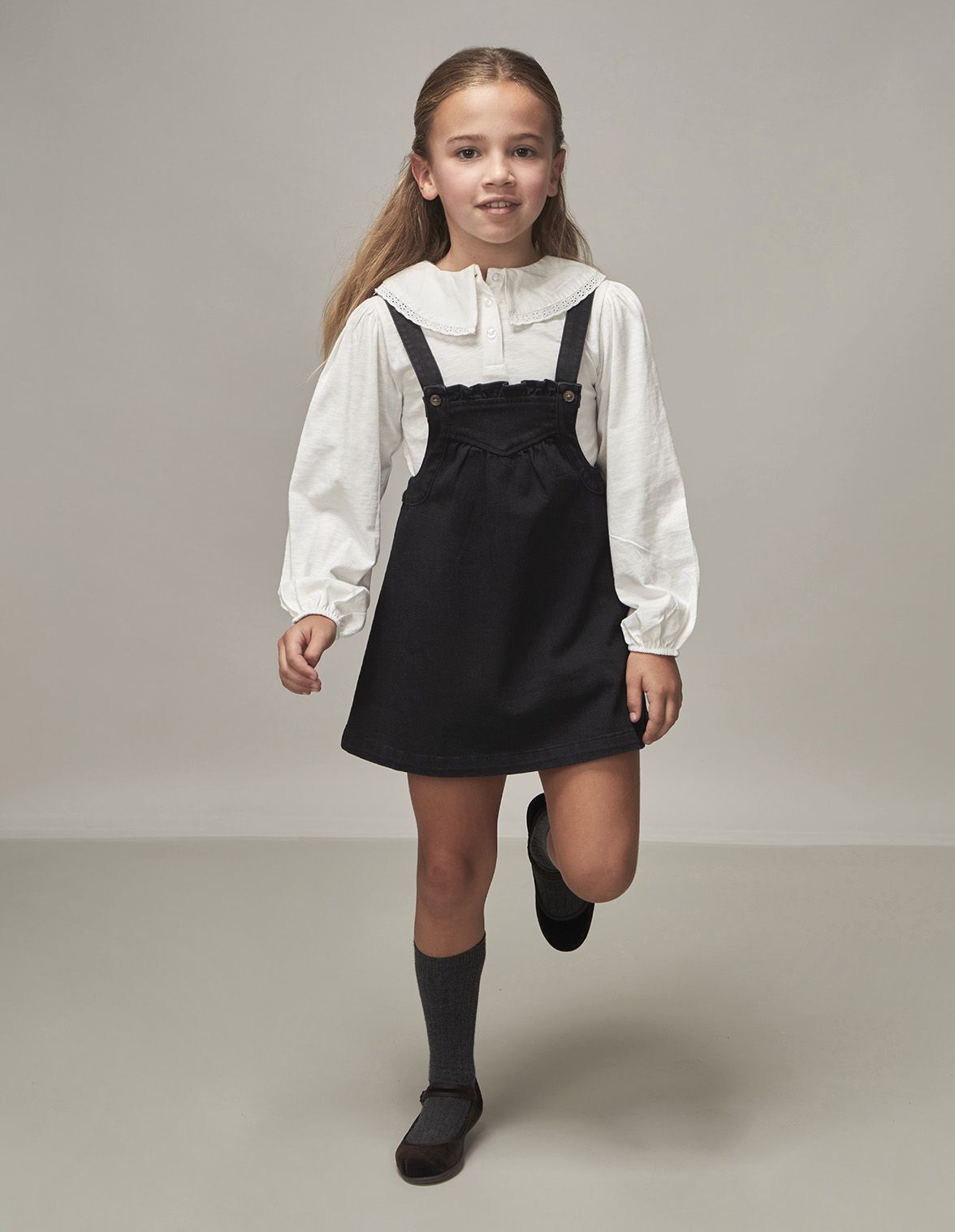 Gonna con bretelle nero Bambina Gocco