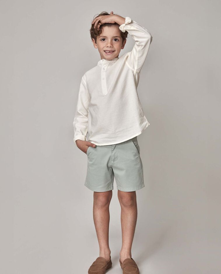 Pantaloni corti chino verdi