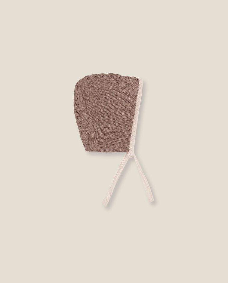 Bonnet marron en maille avec contraste nouveau-n&eacute;