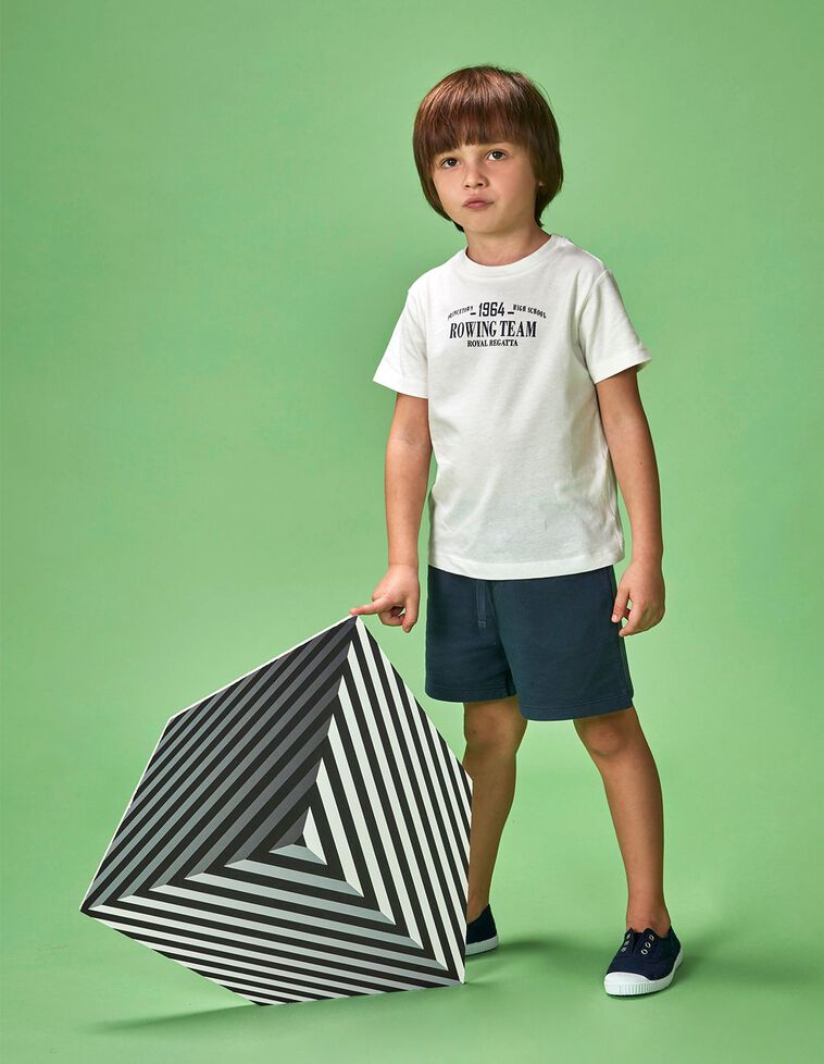 T-shirt com remo  esbranquiçada