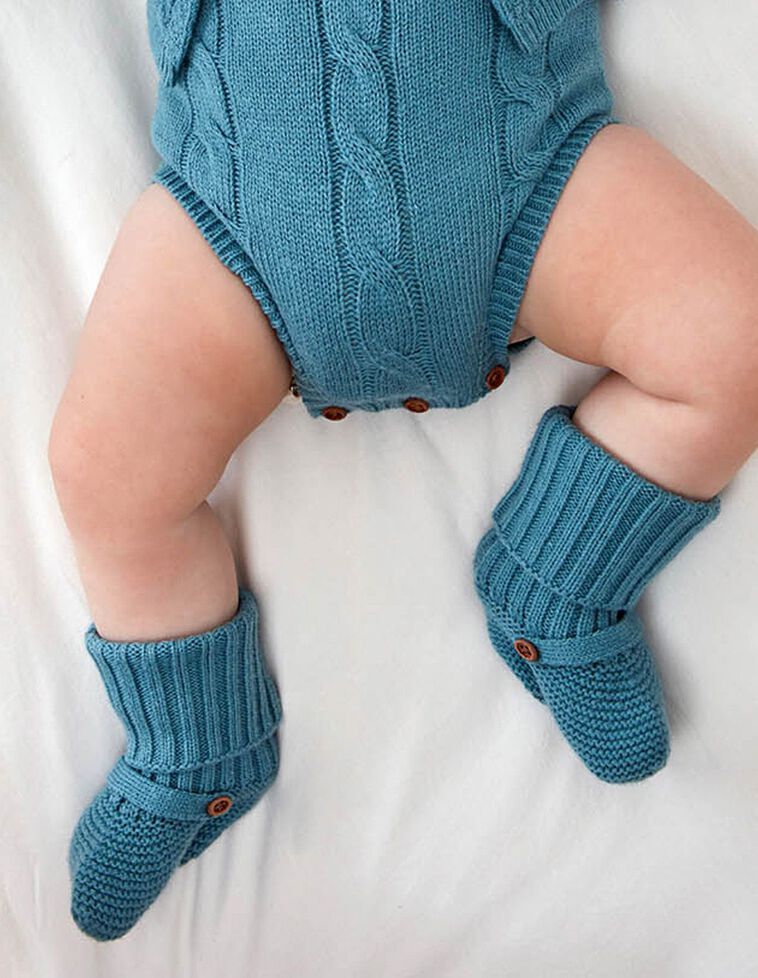 Chaussons bottes bleu clair en tricot point de riz