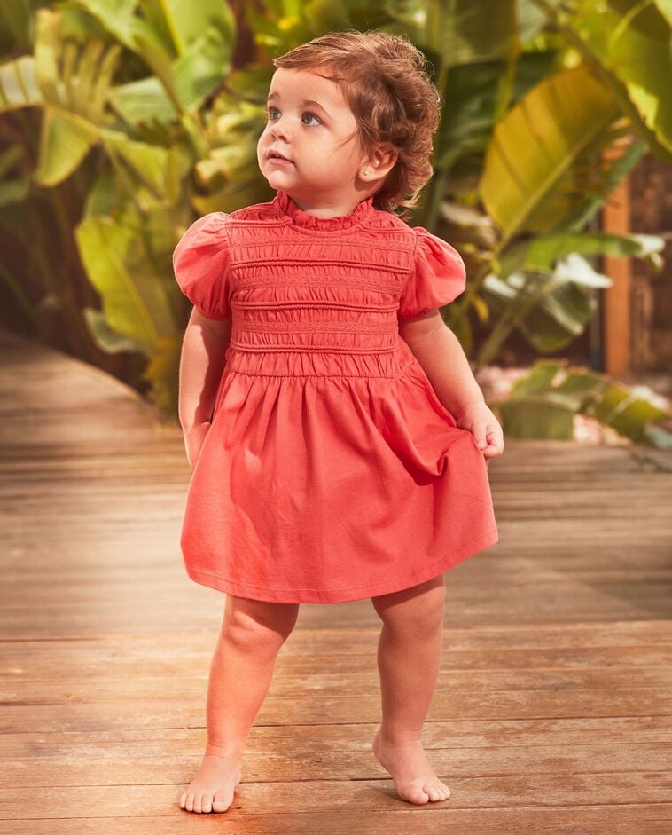 Robe fronc&eacute;e rose