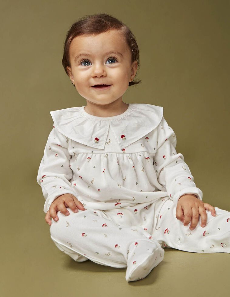 Pyjama mit Pilzmuster, in Weiß