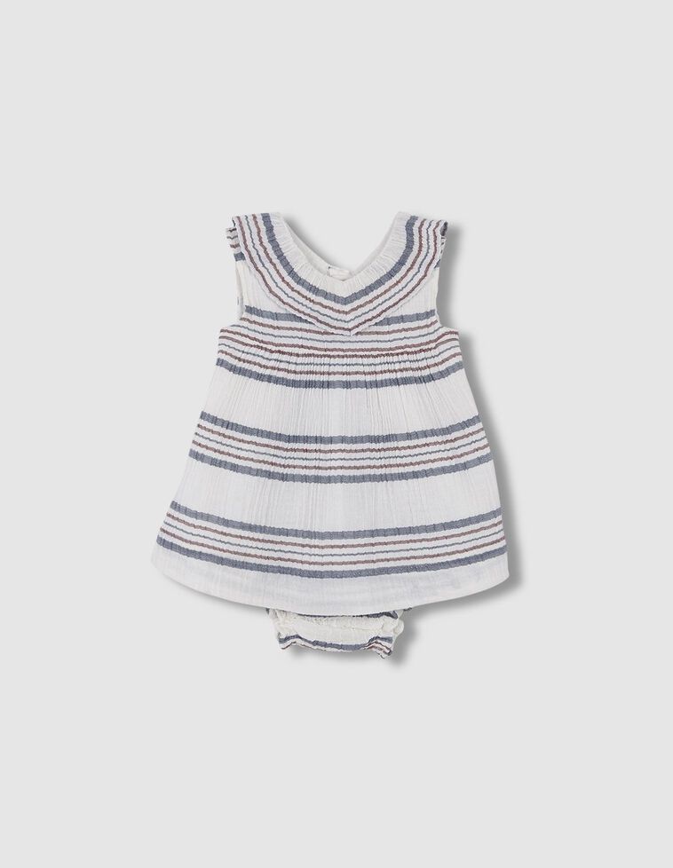 Vestido em chiffon com padrão de riscas horizontais nas cores azul média e beringela