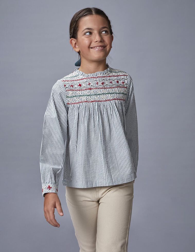 Blouse rayée avec nid d'abeille fait main bleu clair