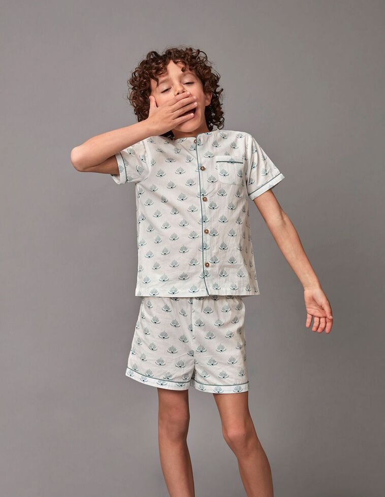 Pijama curto com estampado de índio  branca