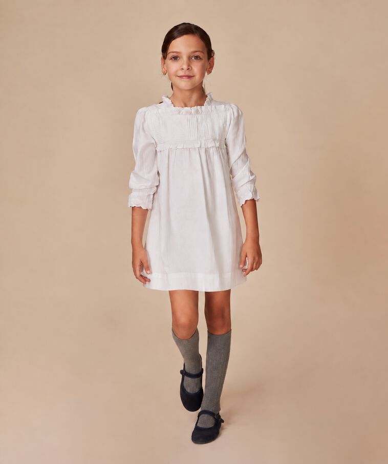 Vestido branco com rendas menina