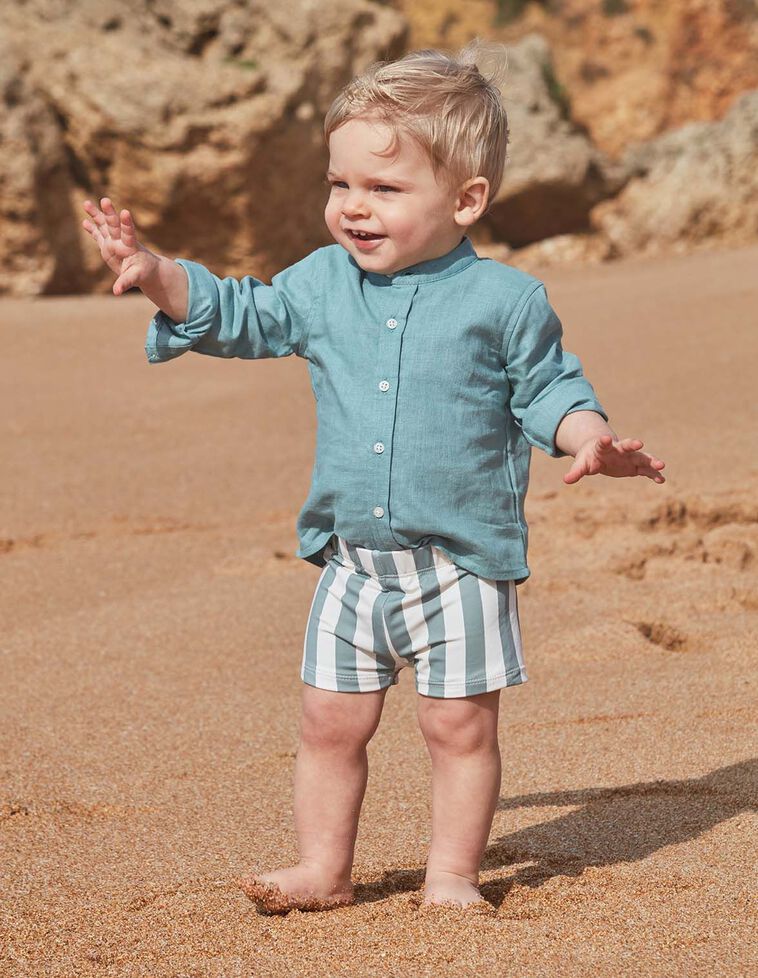 Maillot de bain à rayures vertes