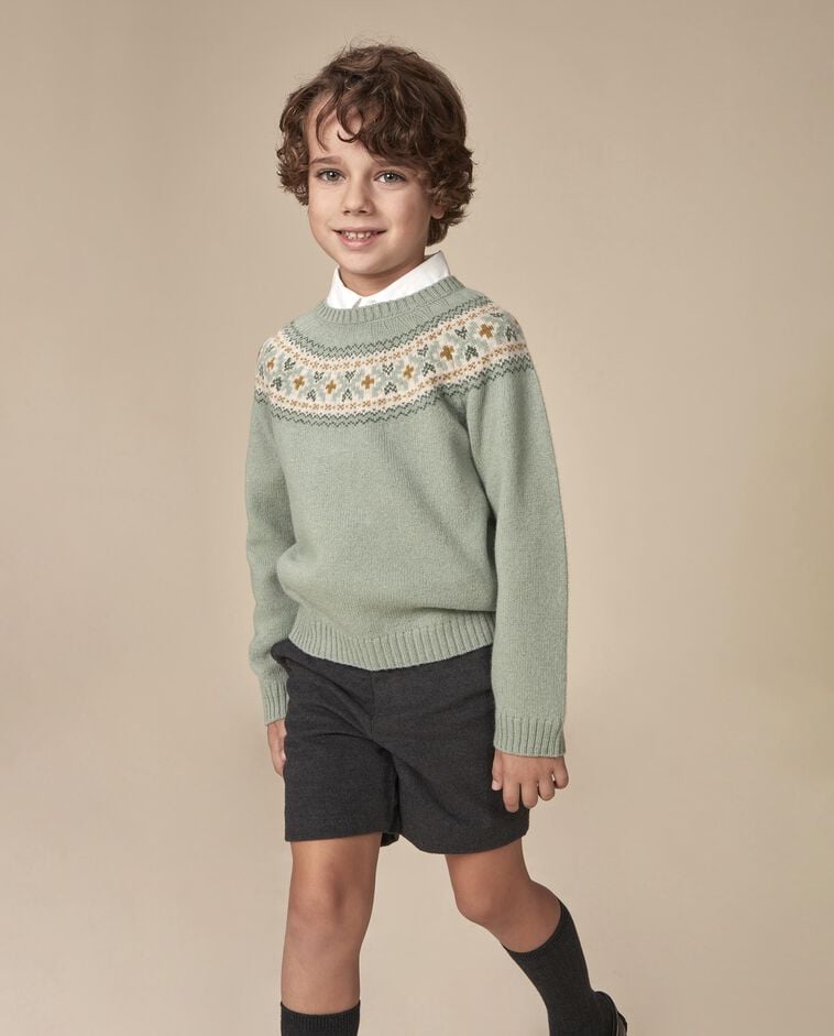Gr&uuml;ner Wollpullover f&uuml;r Jungen mit Muster am Kragen
