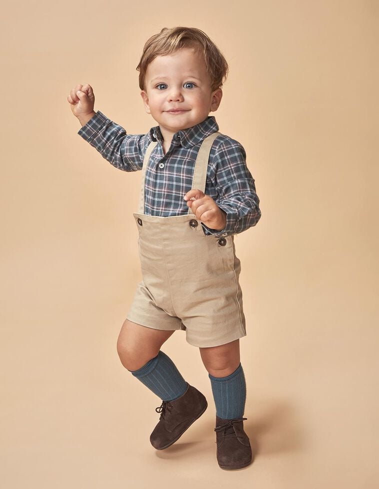 Short à bretelles pierre