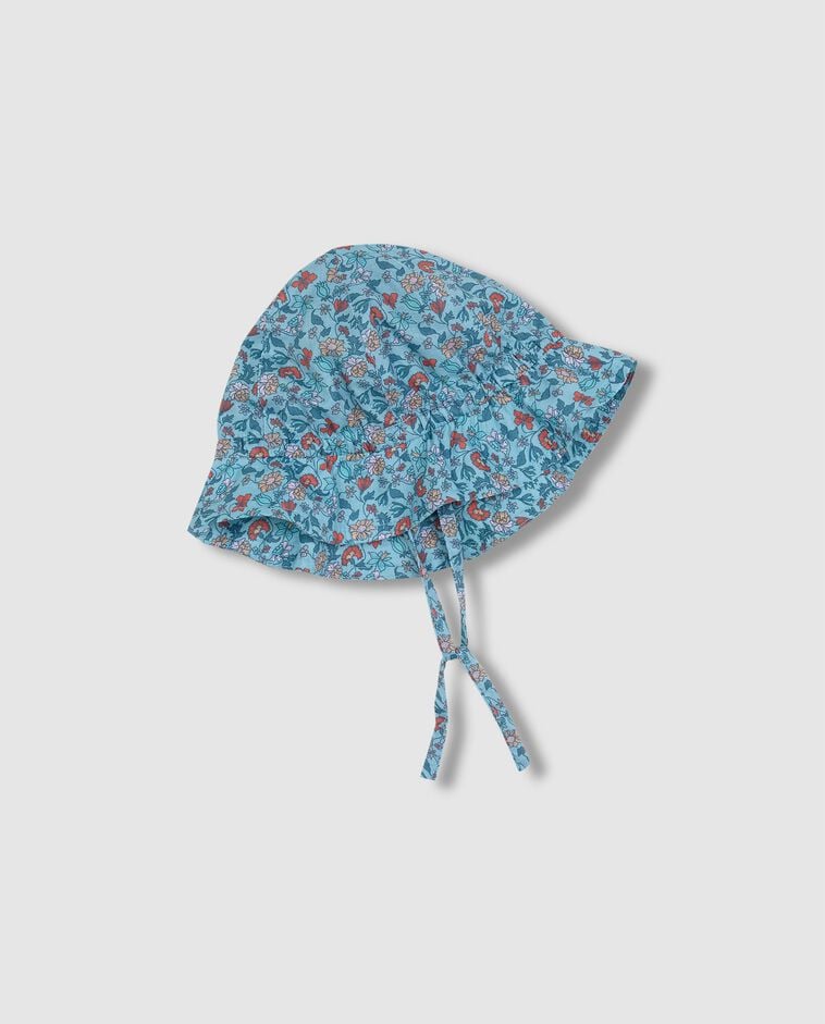 Chapeau avec ruban &agrave; petites fleurs bleu clair