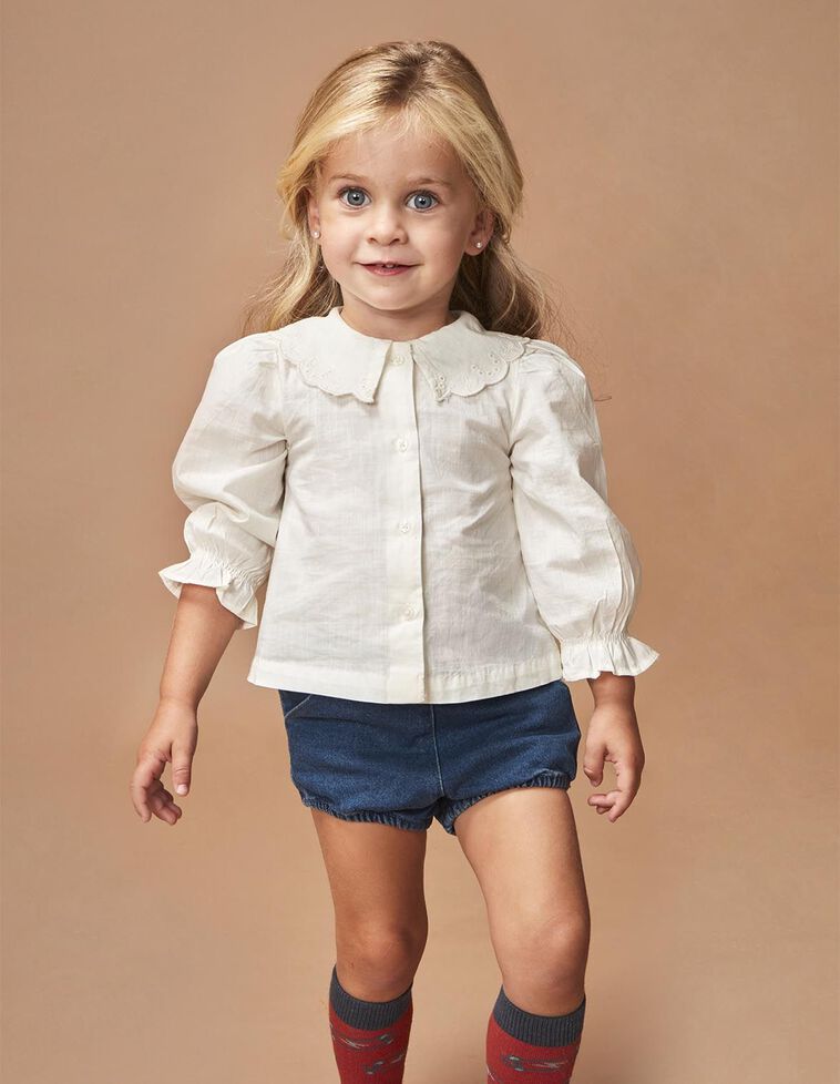 Blouse à col ondulé blanc Blouse à col ondulé blanc