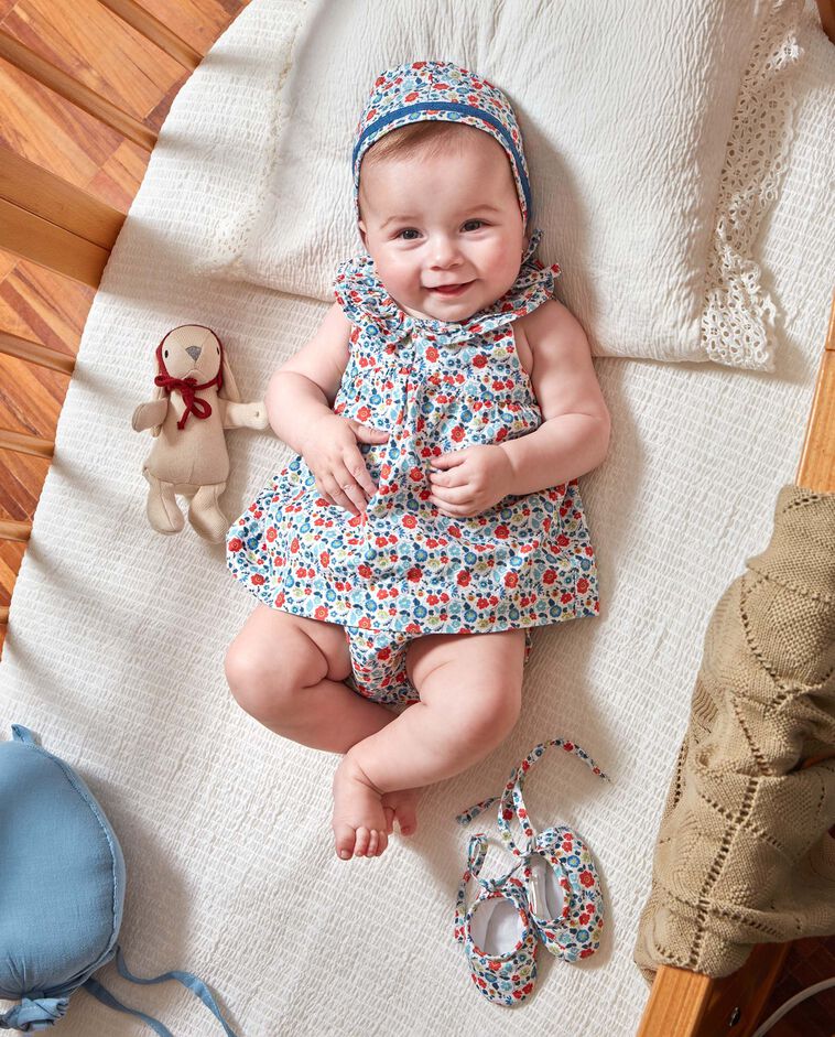 Robe &agrave; fleurs blanche