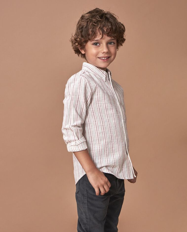 Camisa branca &agrave;s riscas menino