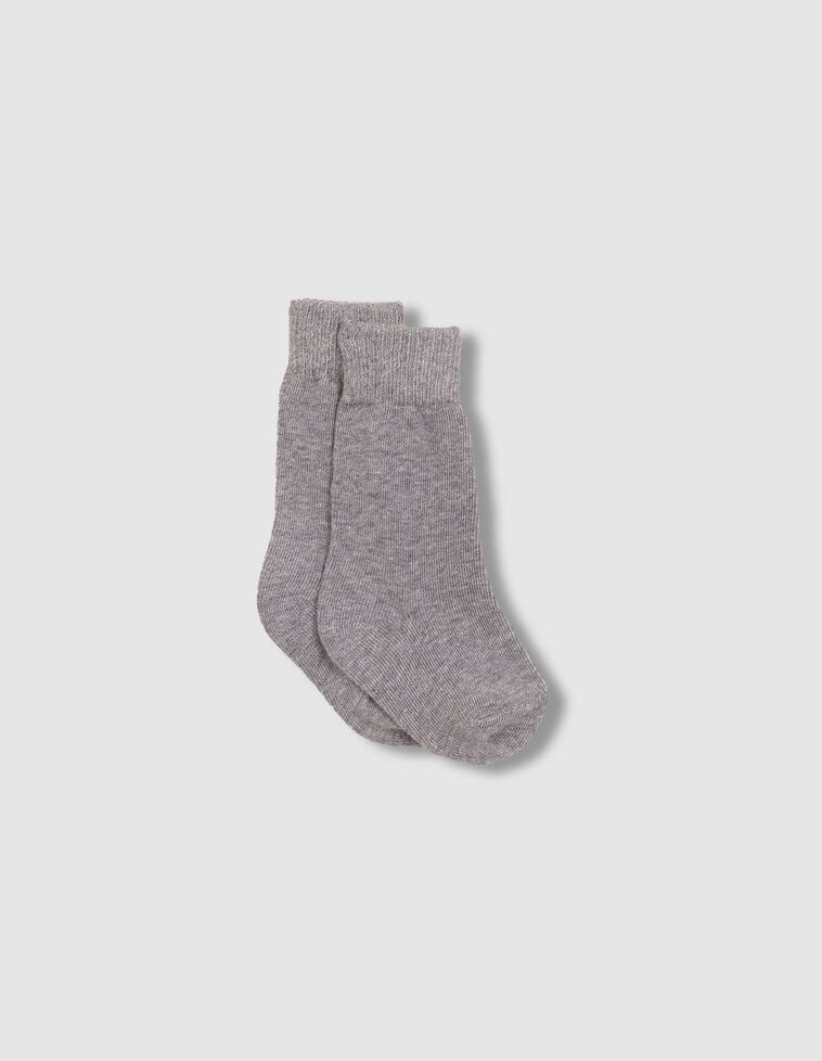Einfarbige Socken, in Grau