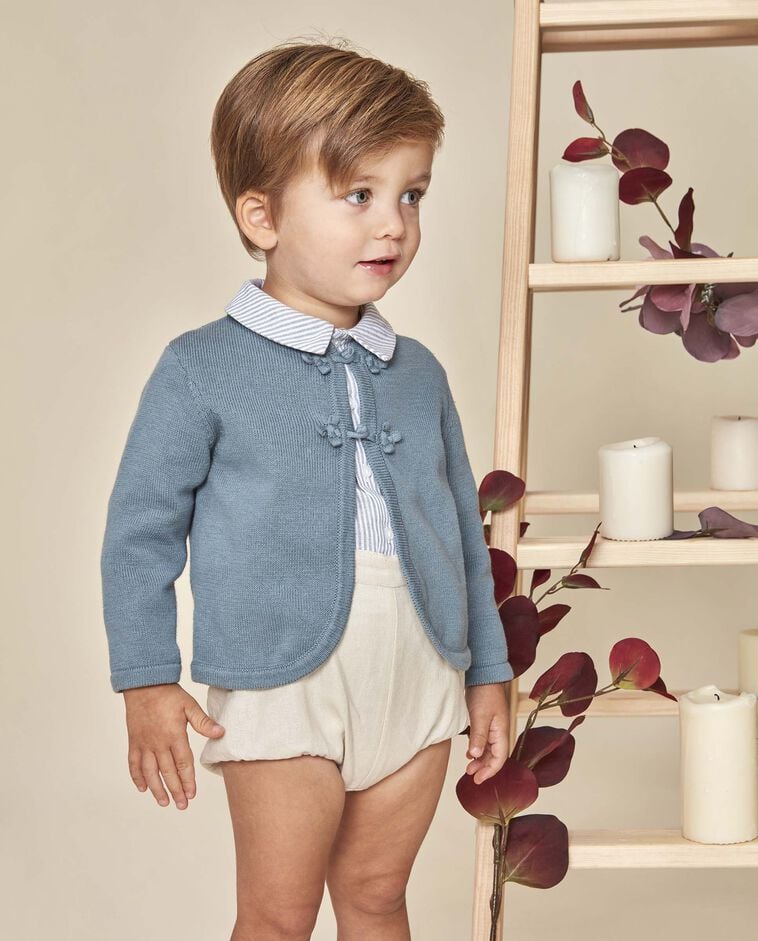Cardigan &agrave; bouton sp&eacute;cial gris