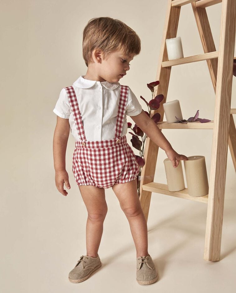 Cal&ccedil;&otilde;es abalonados de linho com al&ccedil;as rosa