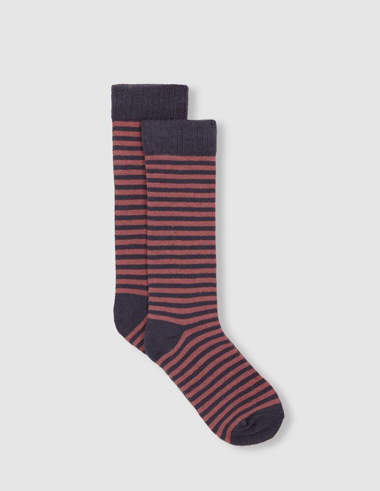 Chaussettes à fines rayures rouges