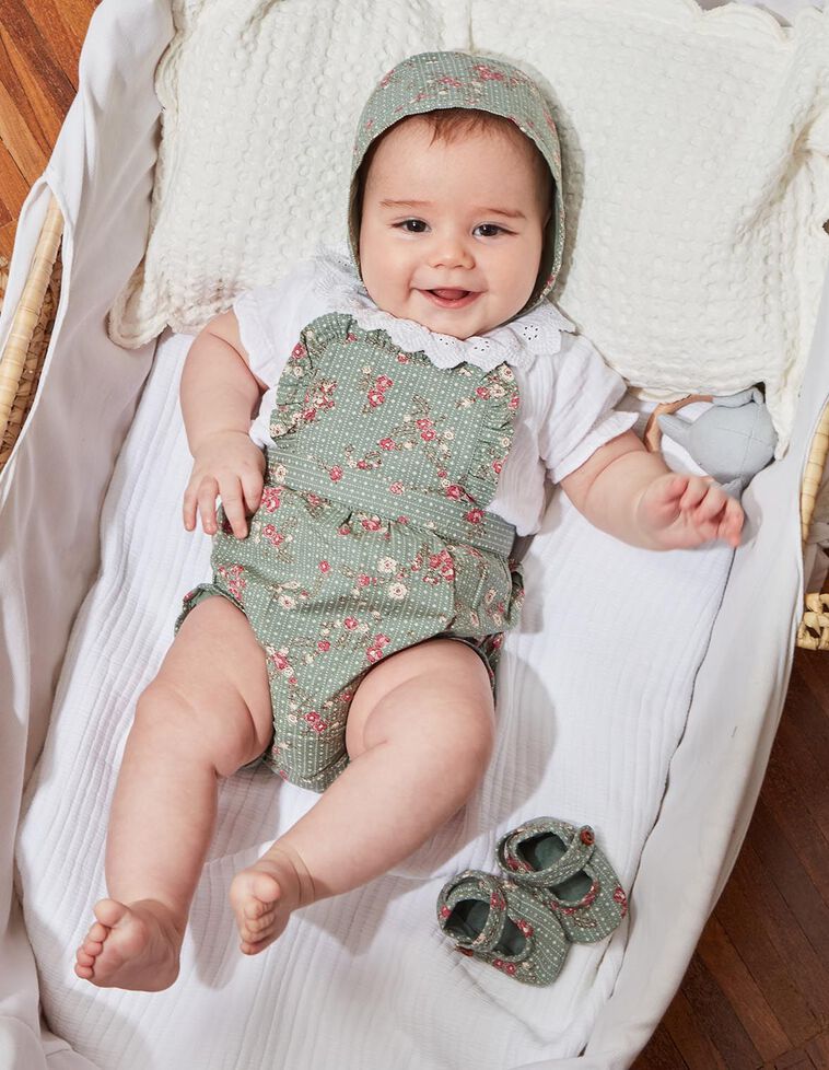 Babygrow sem pernas estampada com folhos verde