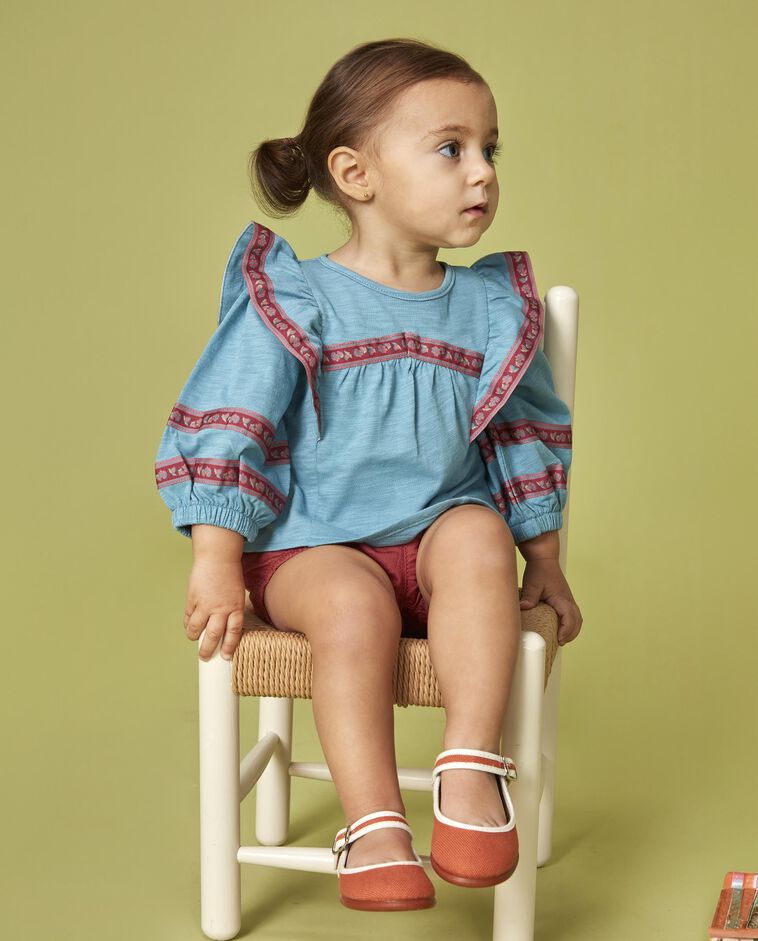 T-shirt avec passepoils contrast&eacute;s bleus