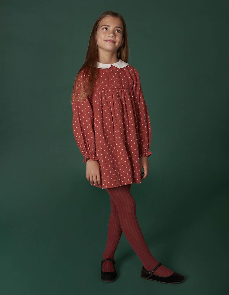 Robe avec broderies orange