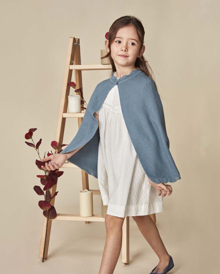 Capa com ondas cinza