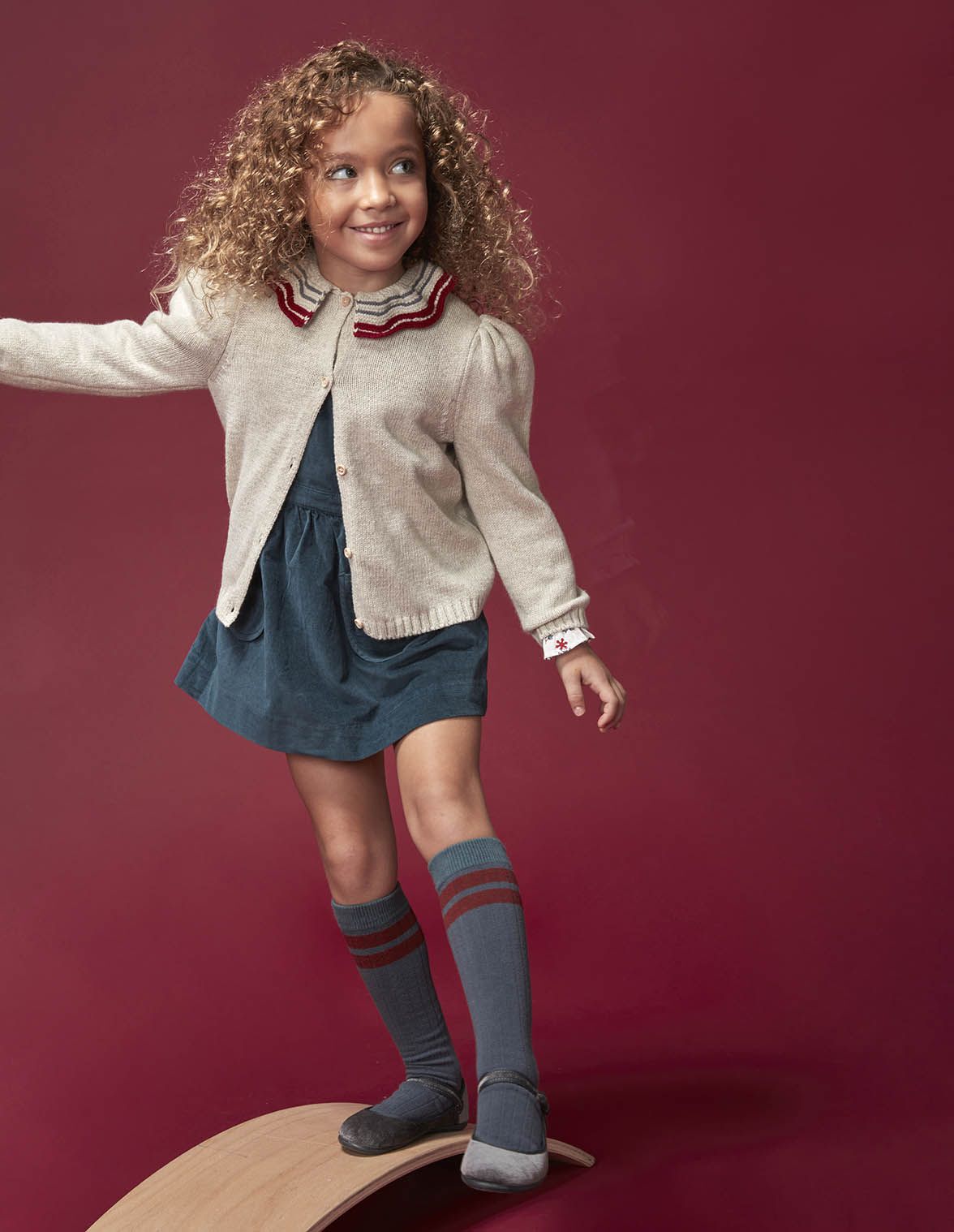 Giacca in maglia con colletto pietra per bambina