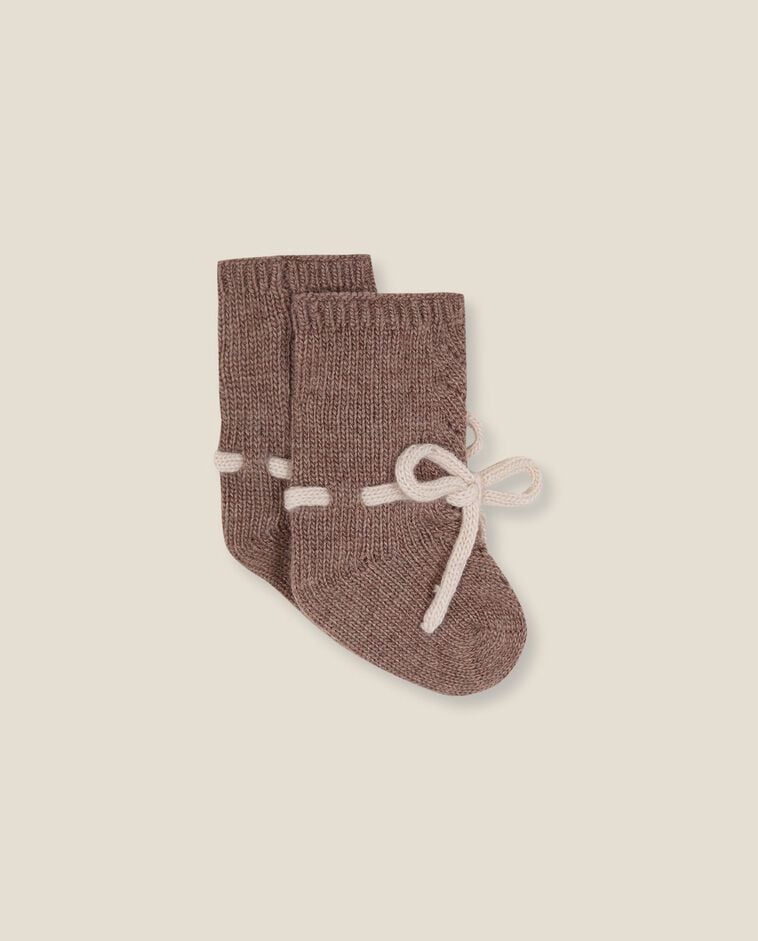 Scarpine marroni in maglia con contrasto neonato