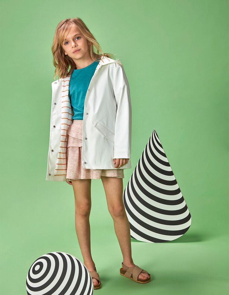 Impermeabile color bianco sporco con fodera a righe 