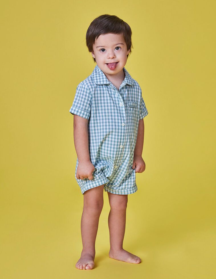 Pijama curto com padrão de xadrez vichy  turquesa