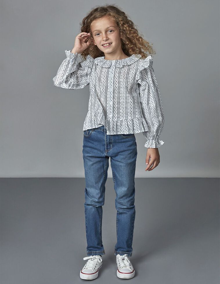 Camisa Com Folhos De Florinhas Cru