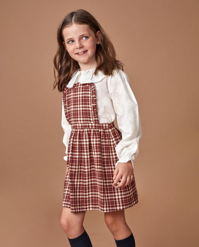 Blouse blanche avec broderies fille