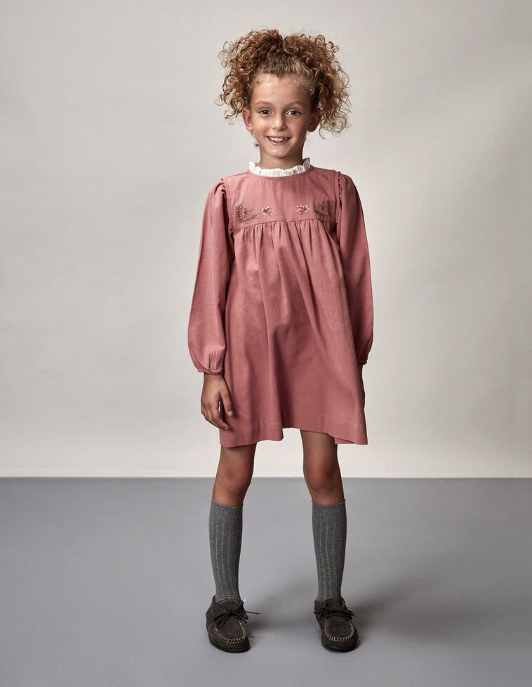 Vestido Com Bordados Rosa Velho