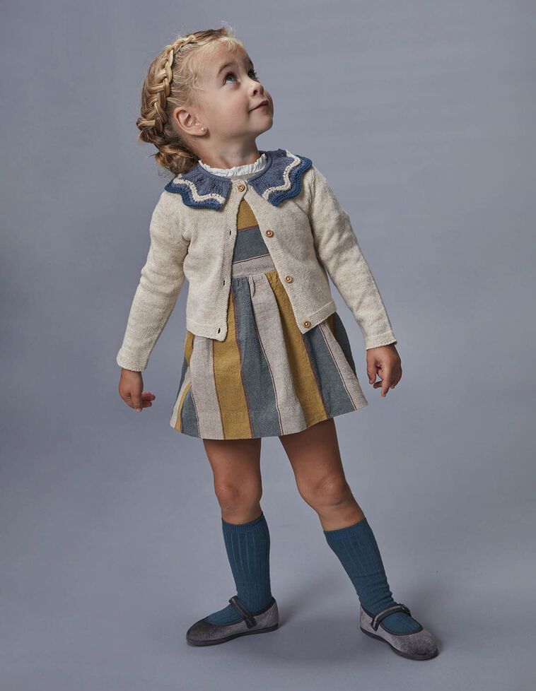 Jacke mit kontrastierendem Kragen, in Hellbraun