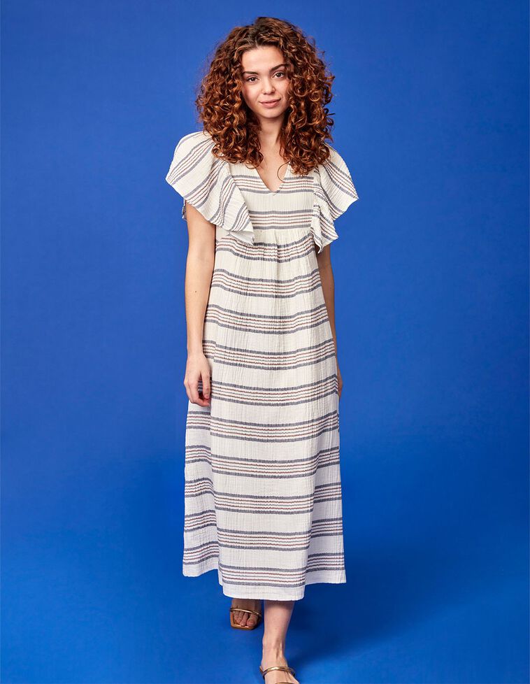 Vestido com padrão de riscas horizontais nas cores azul médio e beringela